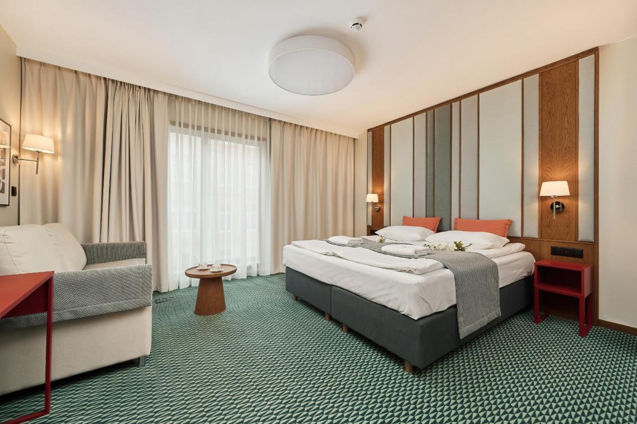 Gwarna Aparthotel City Center Wroclaw By Noclegi Renters Luaran gambar
