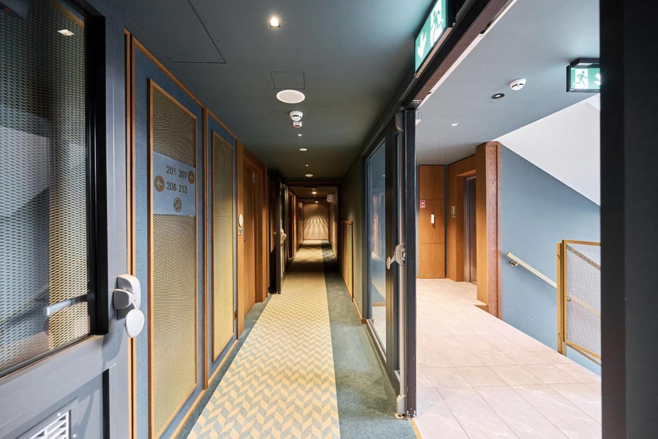 Gwarna Aparthotel City Center Wroclaw By Noclegi Renters Luaran gambar