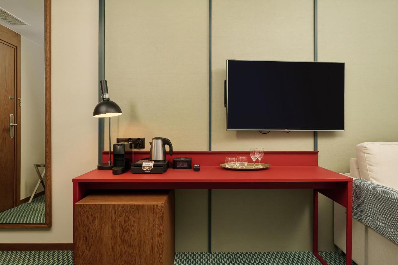 Gwarna Aparthotel City Center Wroclaw By Noclegi Renters Luaran gambar